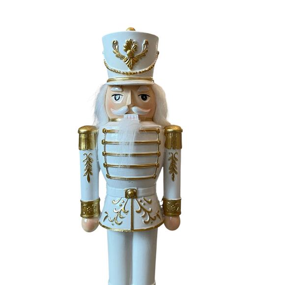 34th & Pine White Gold NUTCRACKERS 14in Wood Set of 2 Holiday Glam NEW - Picture 3 of 15